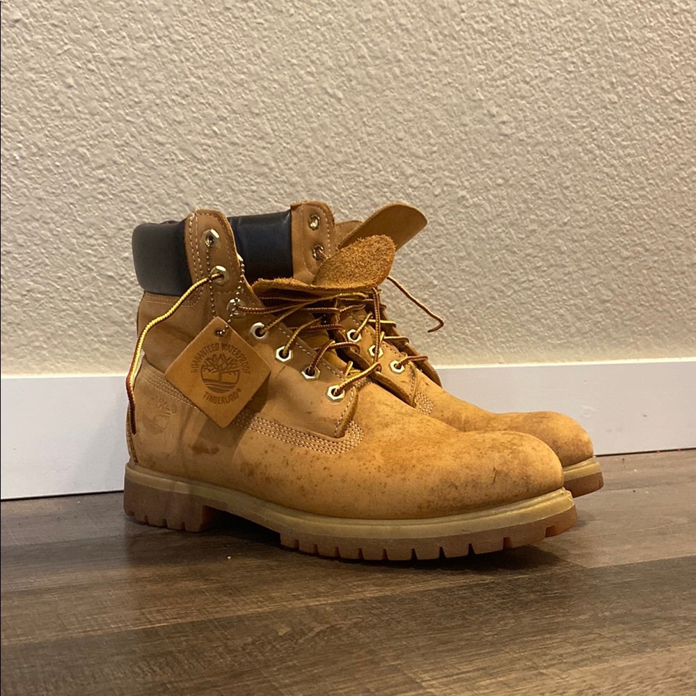 Original Vintage Worn Style Tan Timberland boots